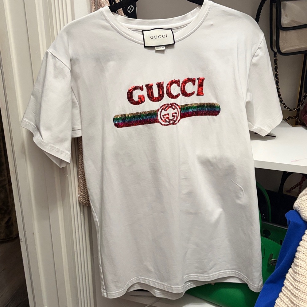 Gucci White Tee with Multicolor Logo - Picture 6 of 6